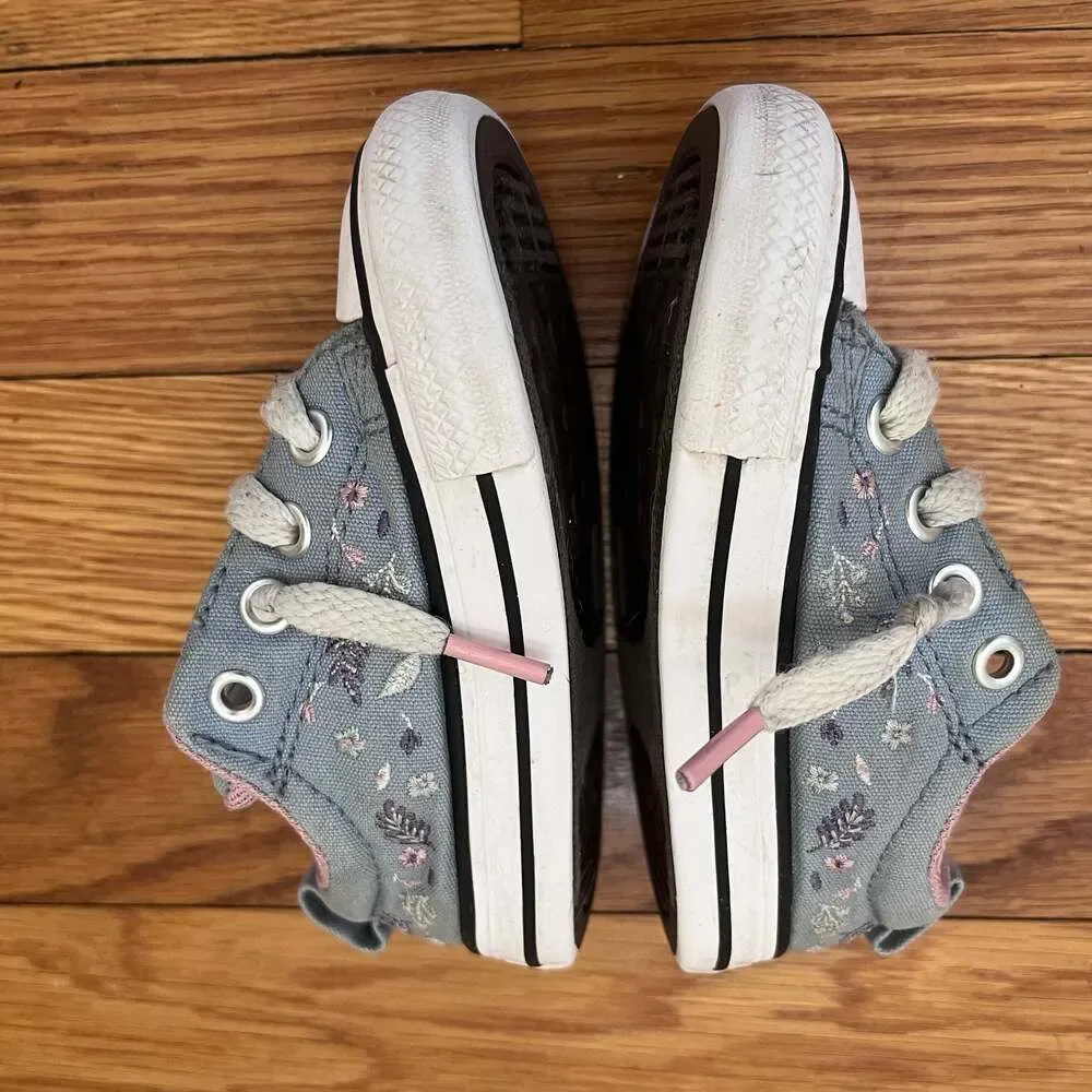 Converse Chuck Taylor All Star Low Top Floral Embroidery Sneakers Infant Size 5